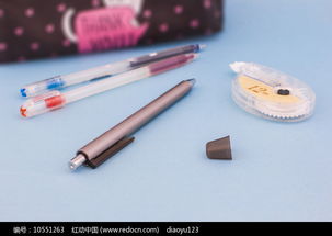 紅動(dòng)網(wǎng) 海量文化用品與自動(dòng)筆高清圖片資源一網(wǎng)打盡